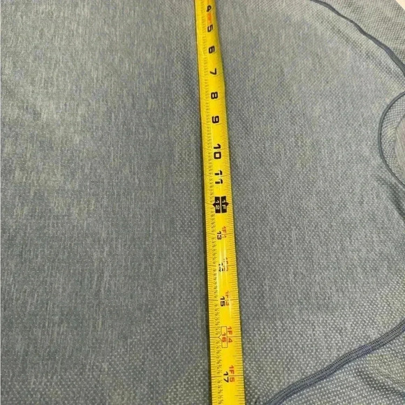 Lululemon men’s performance short sleeve tee sage green size small - Picture 4 of 9